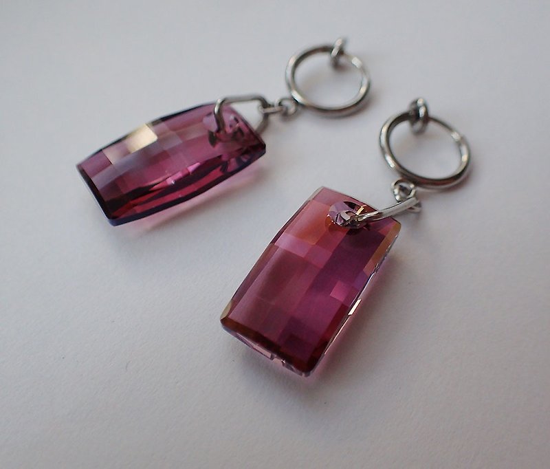 Urban Pendant, SWAROVSKI ELEMENTS & Stainless Steel earrings - Earrings & Clip-ons - Glass Purple