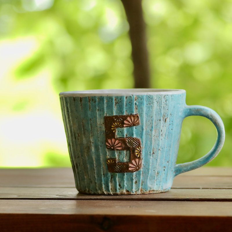 Number mug No5 blue - แก้วมัค/แก้วกาแฟ - ดินเผา สีน้ำเงิน