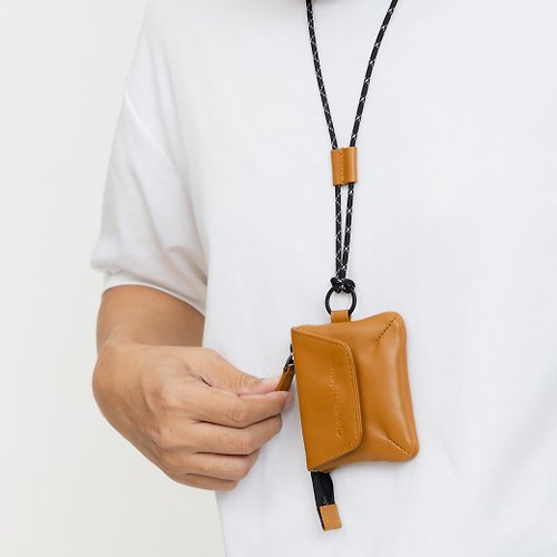 Clover Thinker Shadow-Mini Wallet : Caramel Brown