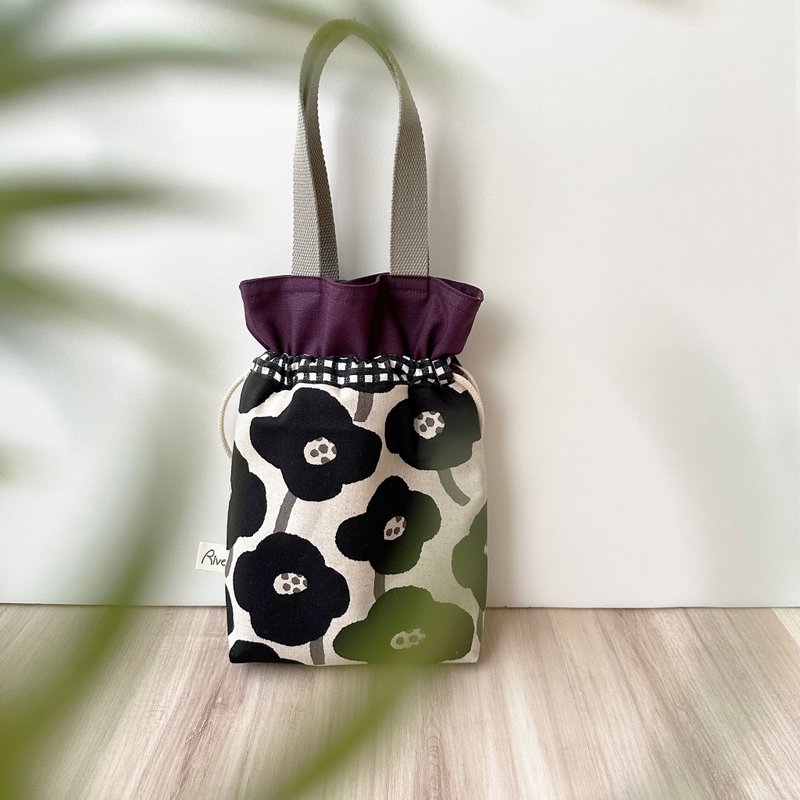 【River】Two-purpose portable bag with drawstring (medium)/Japanese fabric/Flower/Black - Handbags & Totes - Cotton & Hemp Purple