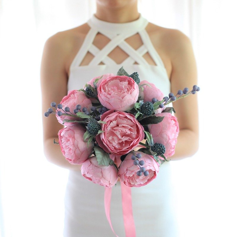 MB219 : ช่อดอกพีโอนี่เจ้าสาว สำหรับถือในงานแต่งงาน ในโทนสีชมพูล้วน - งานไม้/ไม้ไผ่/ตัดกระดาษ - กระดาษ สึชมพู