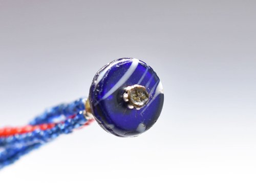 【値下げ交渉歓迎】ホワイトハーツ　ブレスレット アンティークアイアンブルーシードビーズと飴色ホワイトハーツの