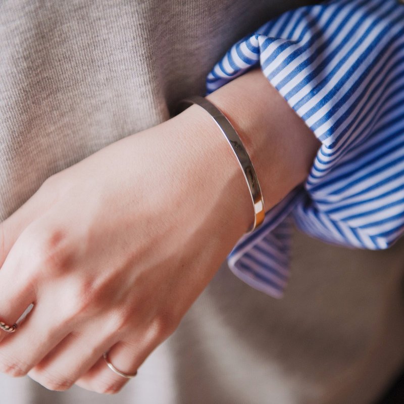 (Silver) A tone - bracelet - Bracelets - Other Metals Silver