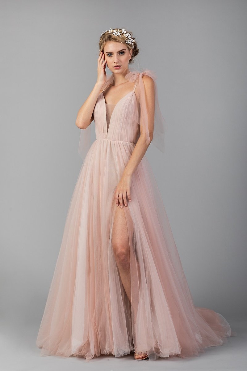 時尚粉色A字形薄紗婚紗或晚裝