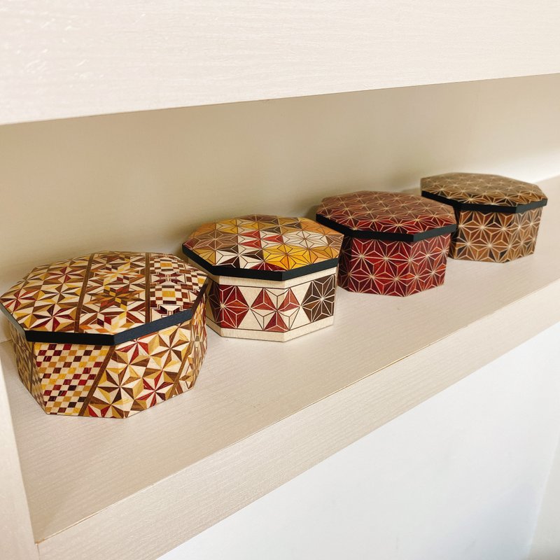 【箱根寄木細工】日本工藝品 糖果盒 點心盒 置物盒 (小) - 居家收納/收納盒/儲物盒 - 木頭 咖啡色