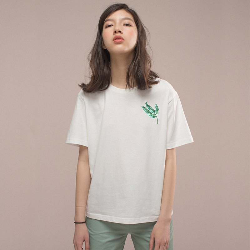 LLANO a wild flower 含羞草刺繡T恤 - 女 T 恤 - 棉．麻 白色
