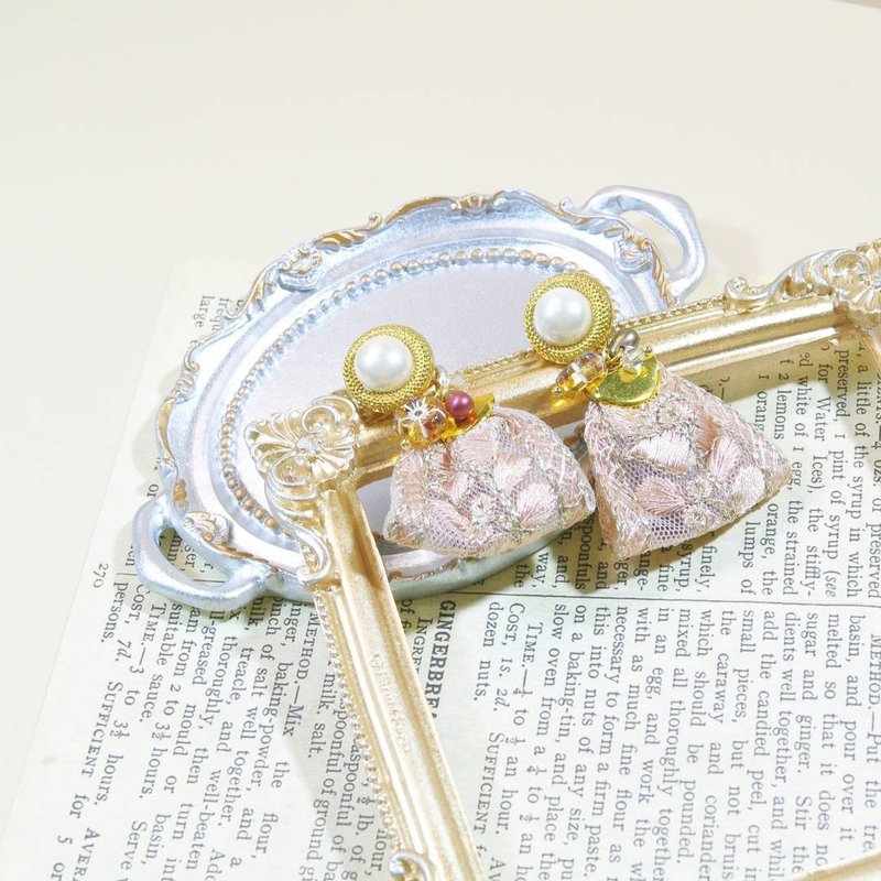Embroidered Ribbon Earrings Pink Ear Post | One Pair - ต่างหู - วัสดุอื่นๆ สึชมพู