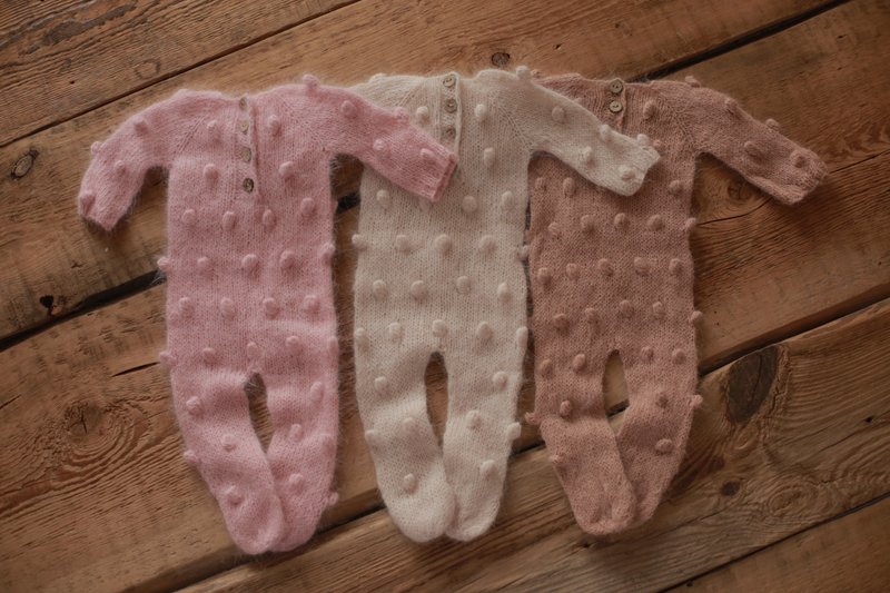 Newborn angora romper, baby onesie, newborn photo props, jumpsuit with pimples - 嬰兒手鍊/飾品 - 羊毛 粉紅色
