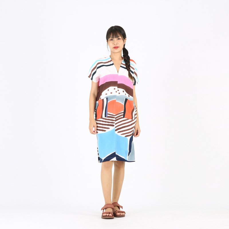 Short Dress V Nack Cotton Rayon Hand Paint Free Size - 洋裝/連身裙 - 棉．麻 藍色