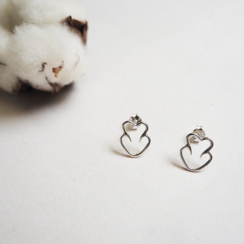 twin hearts earring_雙心石滬耳環 台灣風景 離島 澎湖 愛心告白 - 耳環/耳夾/耳骨夾 - 銀 銀色
