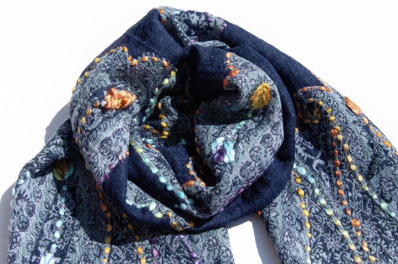 喀什米爾Cashmere/水煮羊毛披肩/針織圍巾/刺繡圍巾/羊絨披巾-花 - 圍巾/披肩 - 羊毛 多色