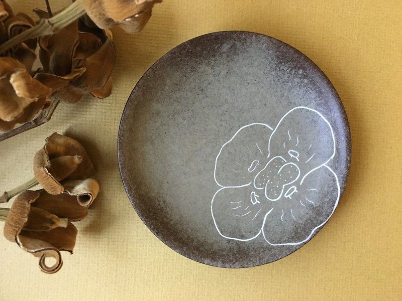 Plant Island Ceramic Taiwan Plant Series Flower Disc - Small Plates & Saucers - Pottery Brown