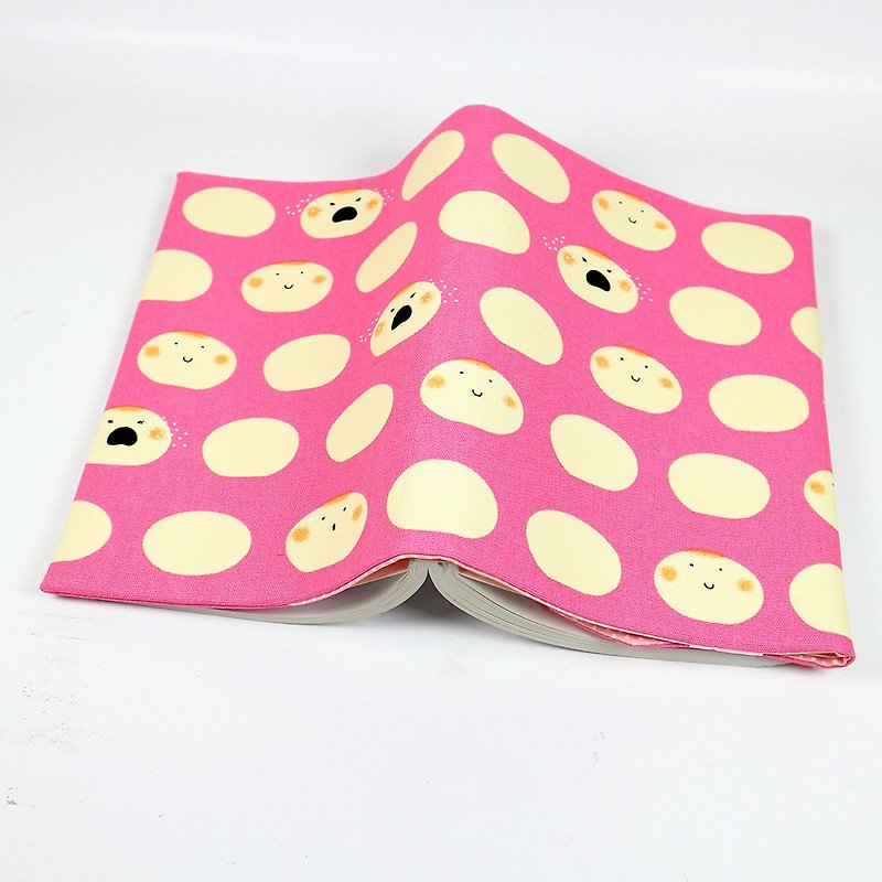 A5 Mom's Handbook Cloth Book Cloth Book - Little Taro (Red) - ปกหนังสือ - ผ้าฝ้าย/ผ้าลินิน สึชมพู