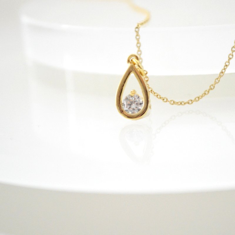 Necklace　Drop Zirconia Necklace - 項鍊 - 玻璃 金色