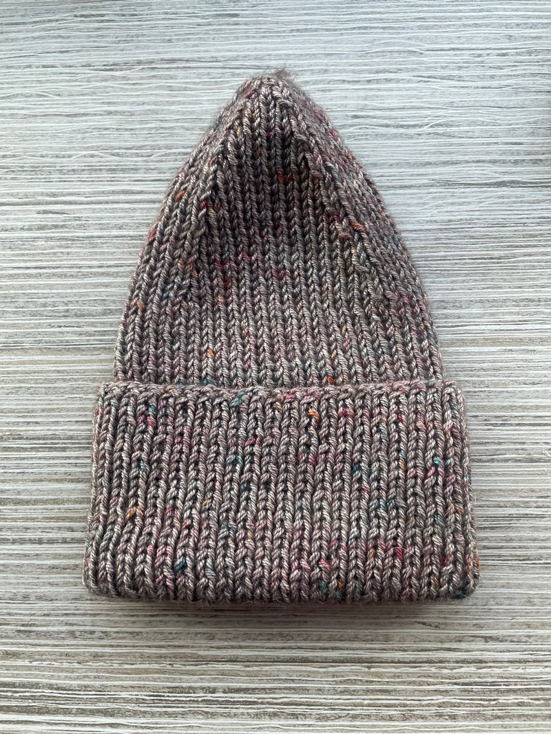 革物製織丨北歐愛爾蘭絕美手染線_毛帽款彩虹灰 - 帽子 - 羊毛 