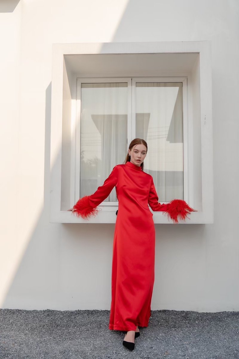 Anny red ostrich feather maxi dress  for women Cocktail party dress - 洋裝/連身裙 - 聚酯纖維 紅色