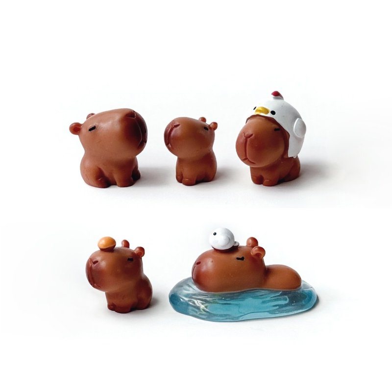 (Pre-order) Potted Plant Decoration Super Popular Silly Capybara Series Five Set Micro Landscape Decorations - ของวางตกแต่ง - เรซิน สีนำ้ตาล