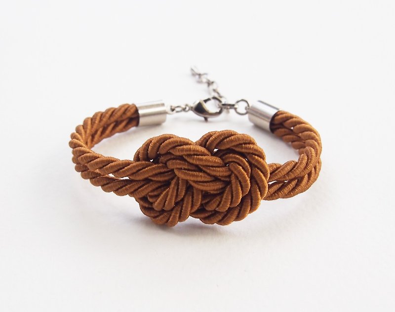Brown infinity knot bracelet - 手鍊/手鐲 - 其他材質 咖啡色