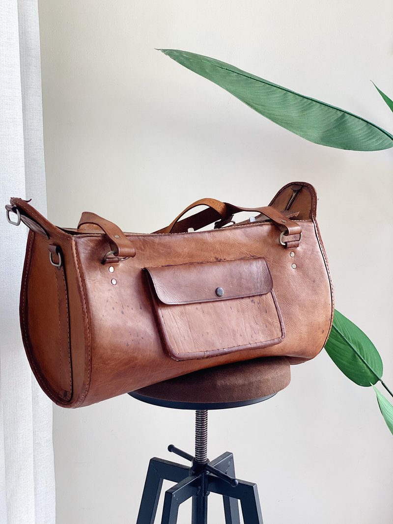 焦糖咖啡午日時光 古董硬挺厚磅牛質皮革旅行包 Vintage bag - 其他 - 真皮 咖啡色