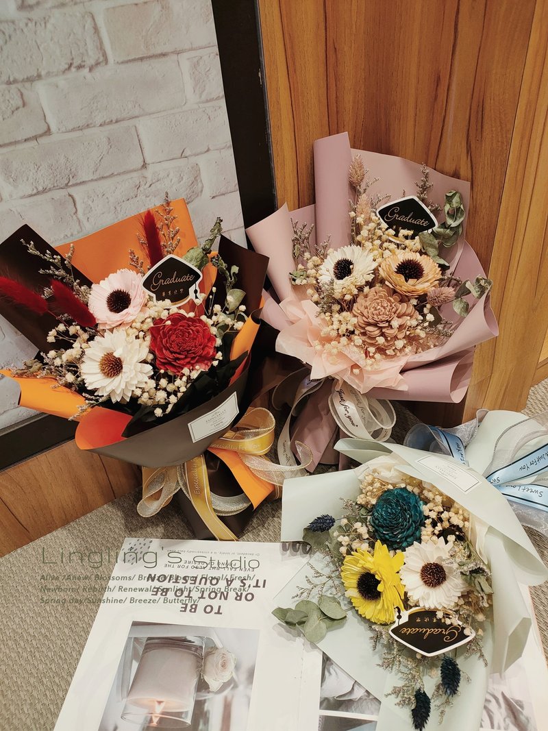 [Qu Ling Studio] Sola Sunflower Bouquet Dry Graduation Bouquet Customized Bouquet - ช่อดอกไม้แห้ง - พืช/ดอกไม้ 