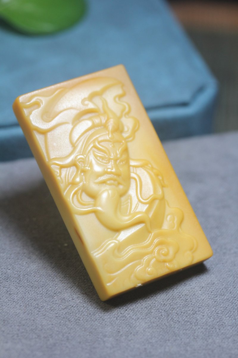 【忠肝義膽】天然黃蠟石 關公 關羽 關二爺  兄弟情掛件 項鏈 玉 - 項鍊 - 玉石 黃色