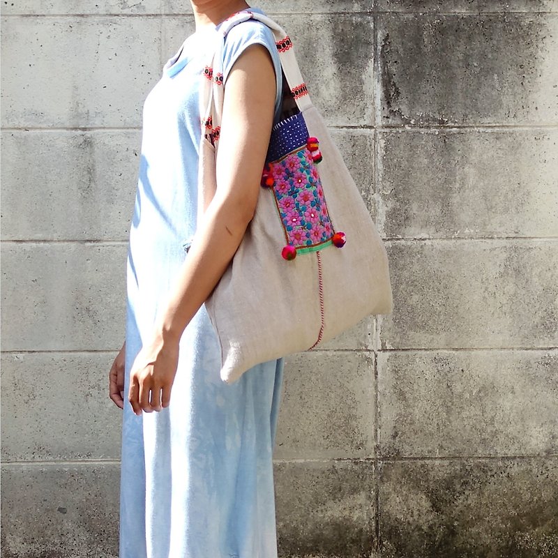 DUNIA handmade / small round mirror patchwork linen linen bag / - Handbags & Totes - Cotton & Hemp Multicolor