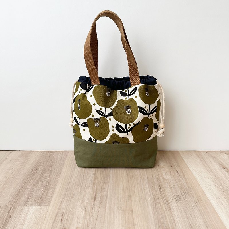 【River】Beam Tote Bag (Wide)/Japanese Fabric/Flower/Green - กระเป๋าถือ - ผ้าฝ้าย/ผ้าลินิน สีเขียว