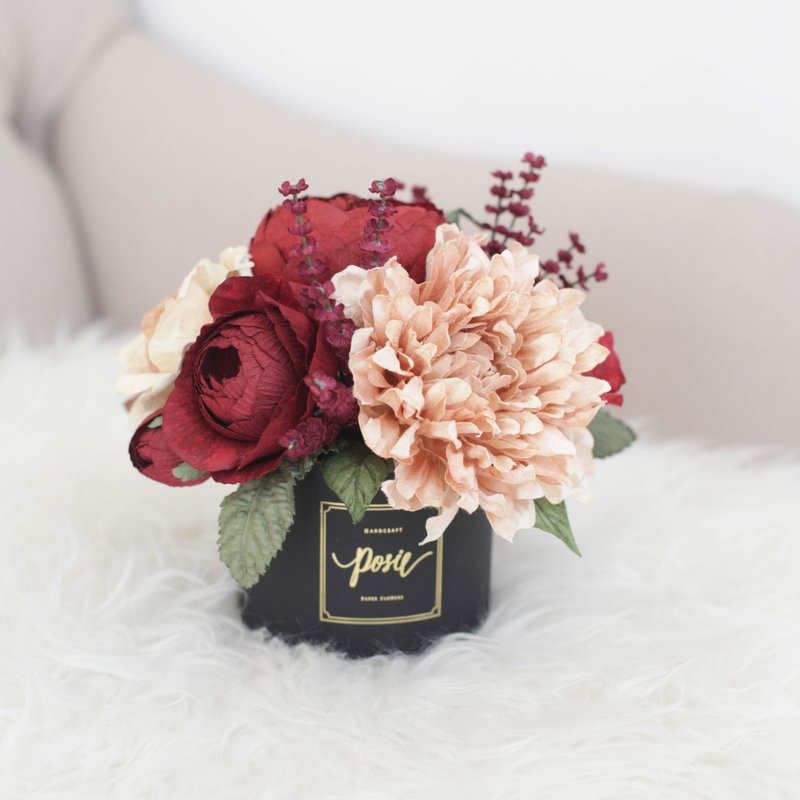 CLASSY - Aromatic Large Gift Box - 擺飾/家飾品 - 紙 紅色