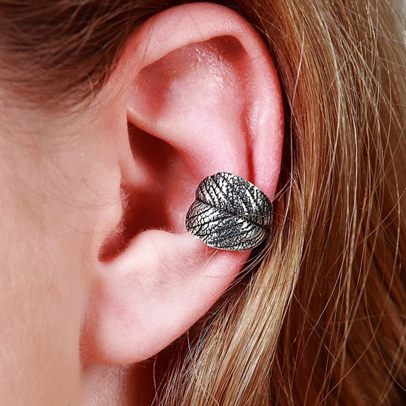 Silver leaf ear cuff no piercing - 耳環/耳夾/耳骨夾 - 純銀 銀色