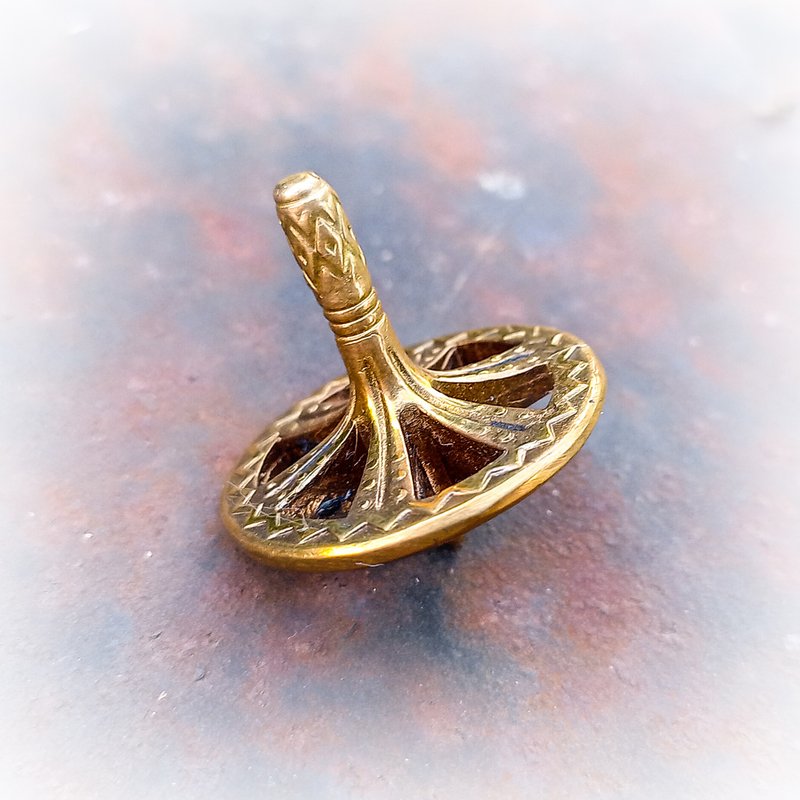 Handmade brass toy spinning top,small brass Whirligig,souvenir spinning top, toy - 桌遊/卡牌 - 銅/黃銅 金色