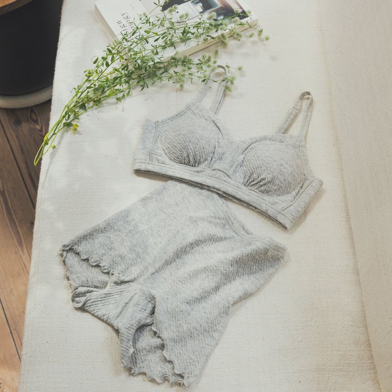 【Made in Japan】肌にやさしいコットン100ショーツ　ふわふわやわらかで敏感肌の方にもおすすめ - 女內衣褲 - 棉．麻 灰色