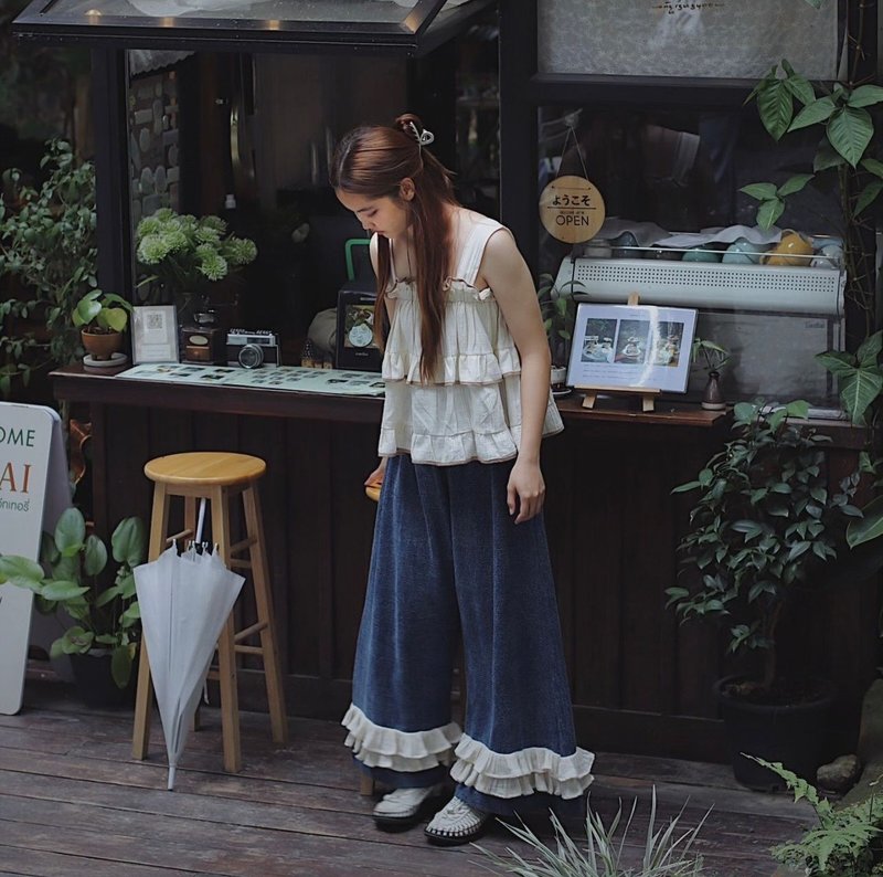 Long pants decorated with ruffled fabric - Women's Pants - Cotton & Hemp Blue