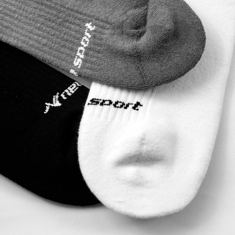 new sport Basic all-match [Black/White/Gray] Plain sports stockings, gentleman socks and children's socks (S/M) - ถุงเท้าข้อกลาง - ผ้าฝ้าย/ผ้าลินิน หลากหลายสี