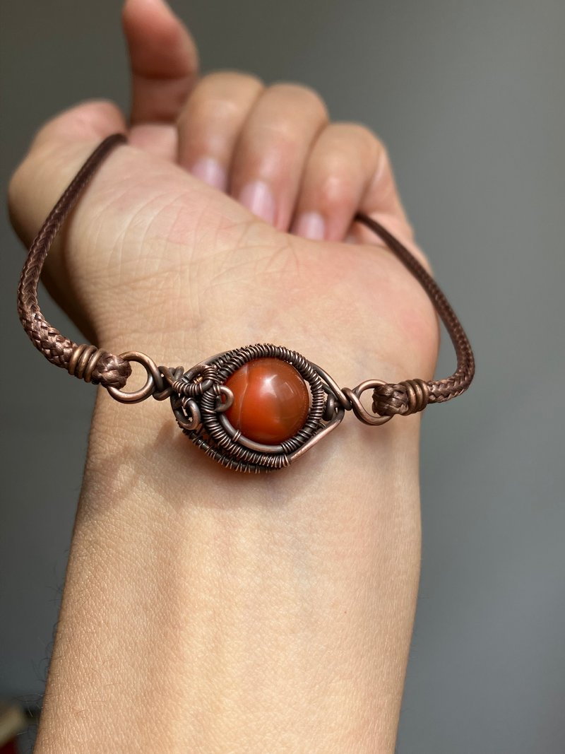 Natural south red agate transfer bead hand-wound design clavicle chain - Collar Necklaces - Copper & Brass Red