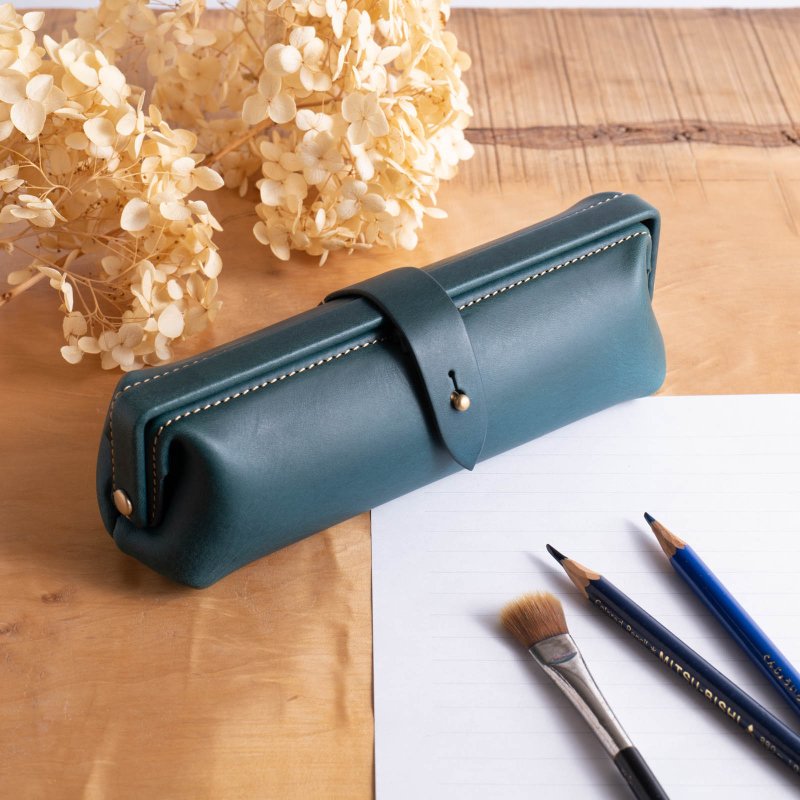 イタリアンレザーのペンケース Paka-pen #PeacockBlue【入学祝】【就職祝】【カスタム可能なギフト】 - 鉛筆盒/筆袋 - 真皮 藍色