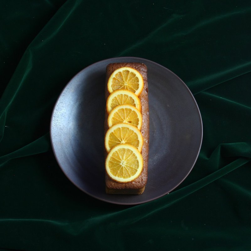 orange pound cake - เค้กและของหวาน - วัสดุอื่นๆ สีส้ม