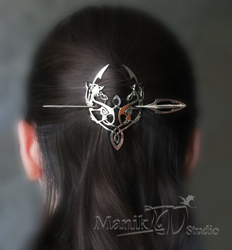 Hairpin Fenrir | Celtic wolf | Hair brooch | Norse mythology | handmade jewelry