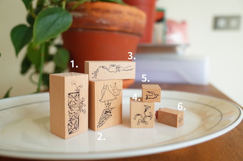 Corner Garden/ Stamp - Stamps & Stamp Pads - Wood Khaki
