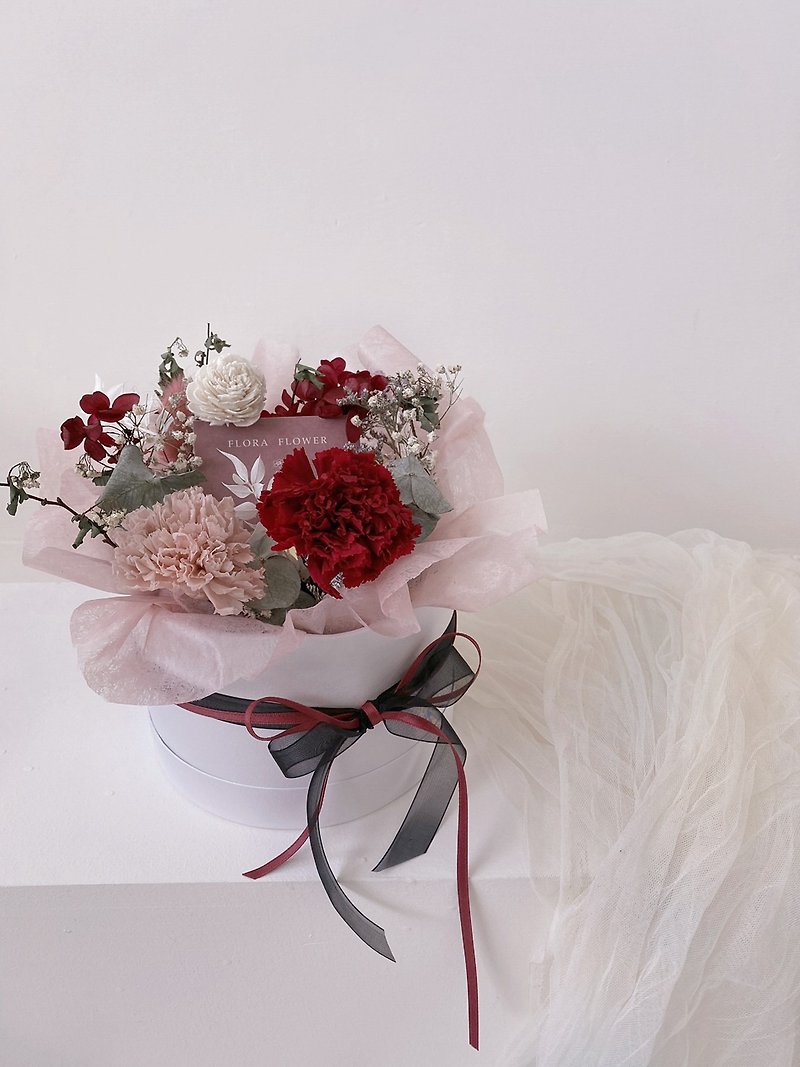 植物．花 乾燥花/永生花 粉紅色 - 母親節抽錢的花禮盒 康乃馨 母親節禮物 floraflower