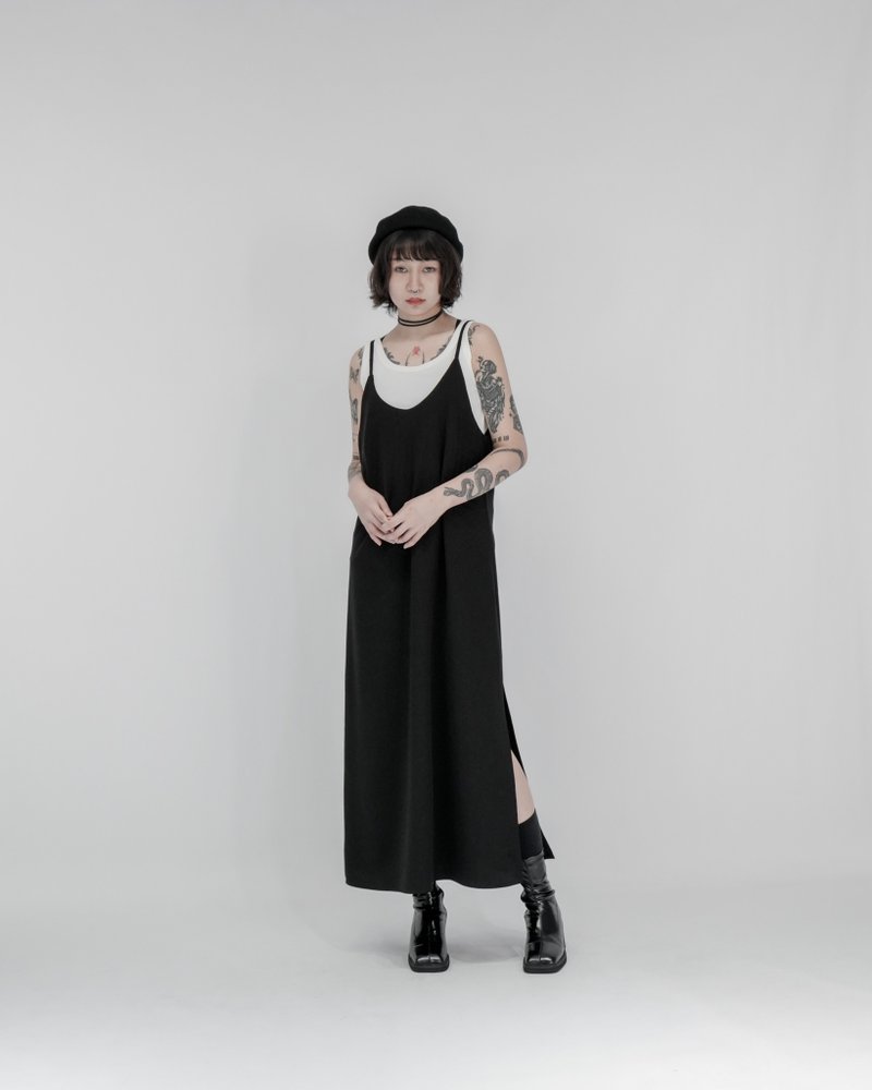 MUKK DESIGN 調節細肩帶洋裝 - 洋裝/連身裙 - 聚酯纖維 黑色