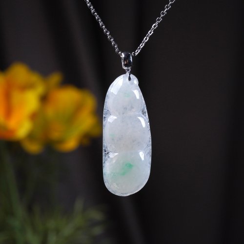 瓔珞珠寶盒 E.L.Jewelry Box 冰種飄綠翡翠福豆項鍊 18K金墜頭 | 天然緬甸玉翡翠A貨 | 送禮