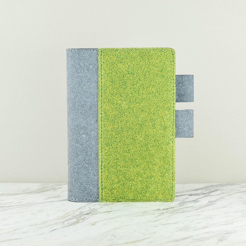 Shibaful x Recycled Leather Diary Note Cover - ปกหนังสือ - ไนลอน สีเขียว