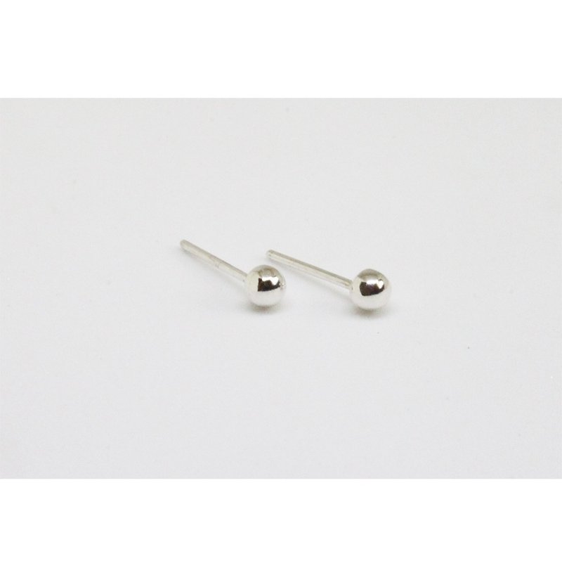 【經典款】3mm 純銀 迷你圓頭耳環  耳針 - 耳環/耳夾/耳骨夾 - 純銀 銀色