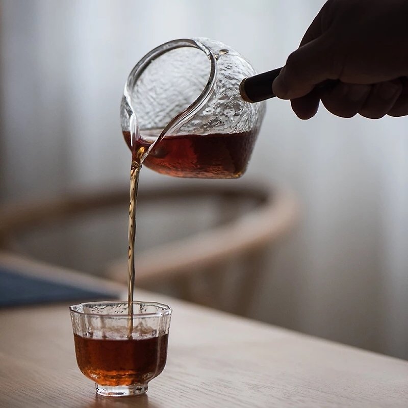聞說|日式木把玻璃公道杯 手工錘紋耐熱 - 茶具/茶杯 - 玻璃 