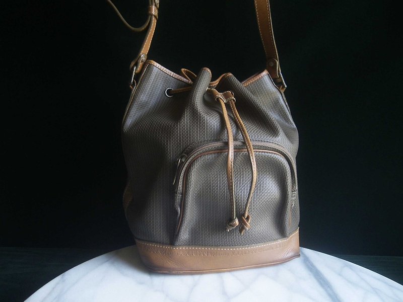 【OLD-TIME】Early second-hand old bags made in Japan Charles Jourdan bucket bag - กระเป๋าแมสเซนเจอร์ - วัสดุอื่นๆ หลากหลายสี
