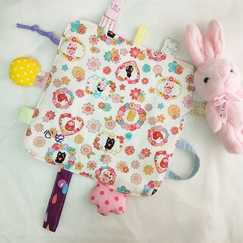 QQ rabbit 手工嬰幼兒精品 彌月禮盒 免費繡名字。金福神達摩。響紙安撫巾