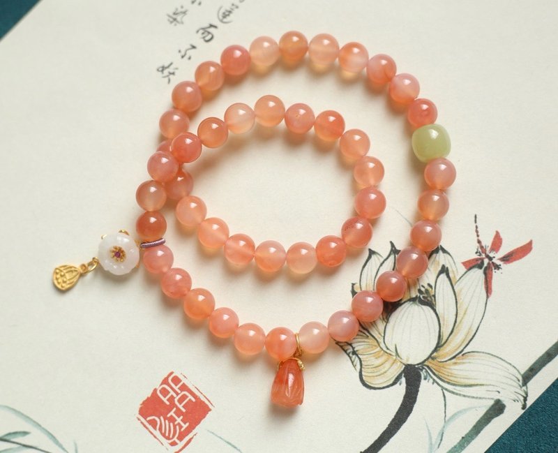 Natural raw mineral salt source agate clear water beads south red lotus white jade small flower Silver design double circle bracelet handheld ms - สร้อยข้อมือ - เครื่องประดับพลอย สีแดง