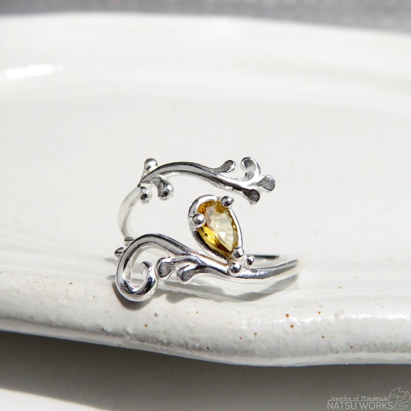 Yellow Tourmaline Botanical open Ring - แหวนทั่วไป - เครื่องเพชรพลอย สีเหลือง