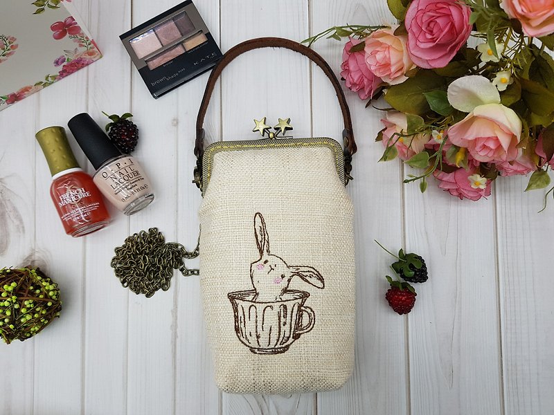 Embroidered cup Bunny star mouth gold bag cross bag handbag mobile phone bag cosmetic bag birthday - กระเป๋าแมสเซนเจอร์ - ผ้าฝ้าย/ผ้าลินิน ขาว