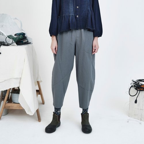 Autumn fragrance color 2 colors 100% cotton Kendo tooling wide pants  natural plant dyeing loose neutral carrot pants - Shop NAMSAN Women's Pants  - Pinkoi